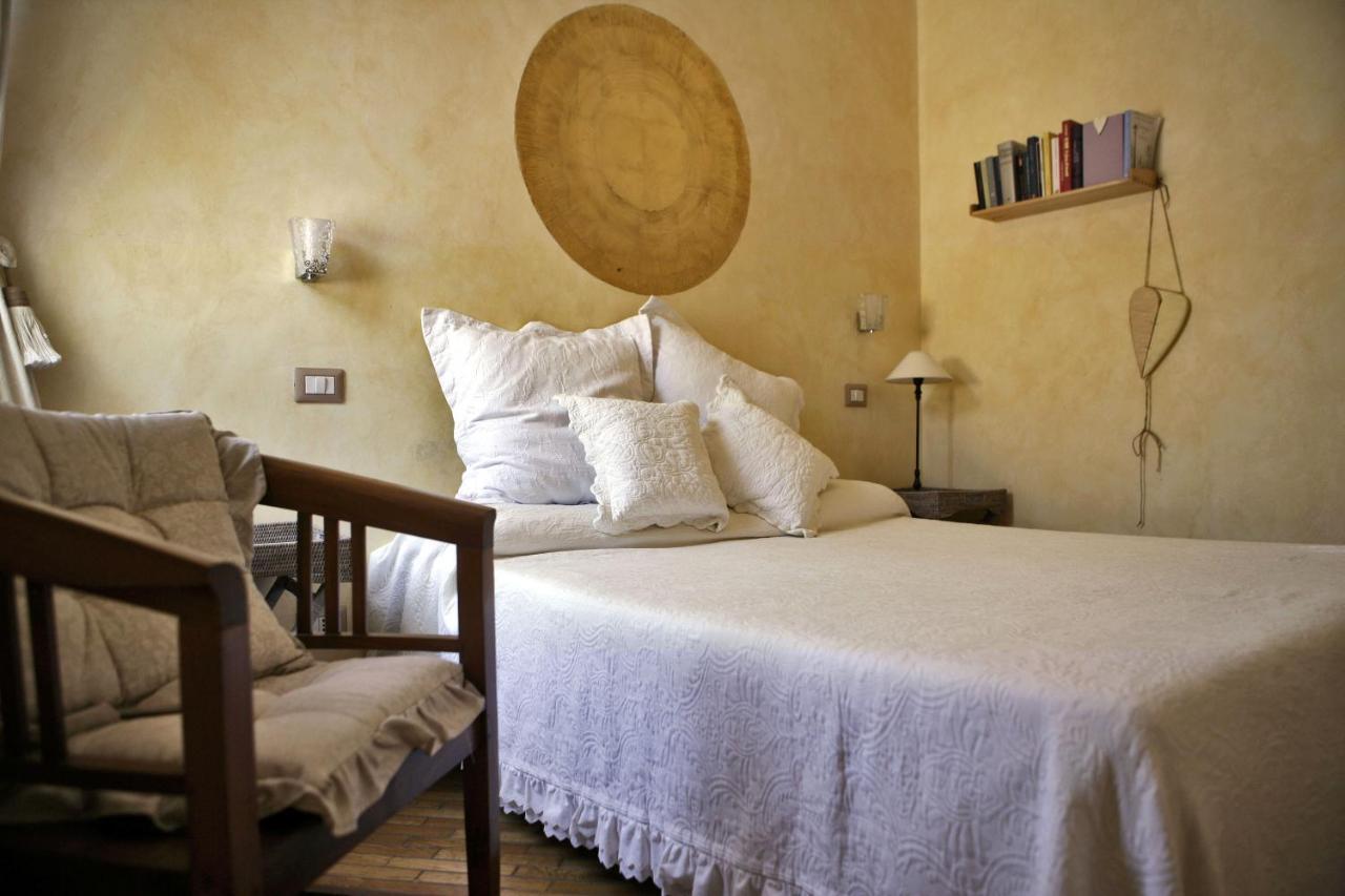 Locanda Di Mirandolina Tuscania Extérieur photo