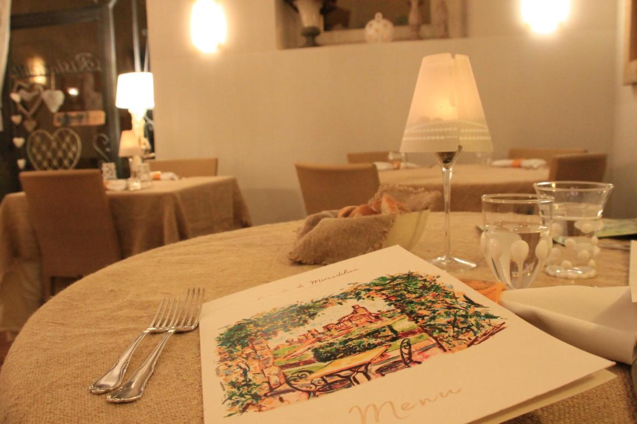 Locanda Di Mirandolina Tuscania Extérieur photo